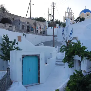 Villa Kalisperis Cave Houses *