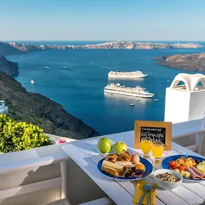 Blue Dolphins Hotel Firostefani