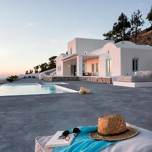 Sleeps8-parking-garden-pool-sunsets-barbeque וילה
