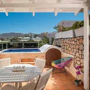 Helena Santorini- Private Plunge Pool & Bbq