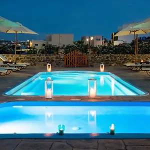 Apartahotel Anessis Fira (Santorini)