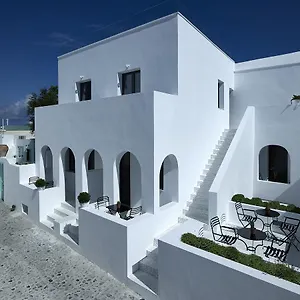 The Arches 2* Oia (Santorini)
