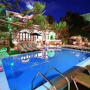 Hotel Philoxenia Perissa (Santorini)