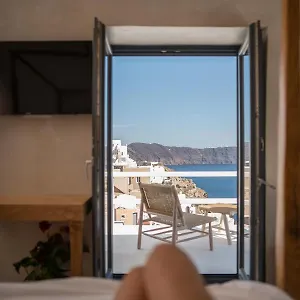 Gala Suites Hotel 4*
