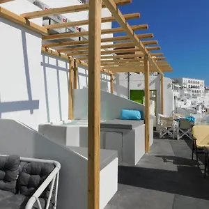Hotel Caldera Center Fira (Santorini)