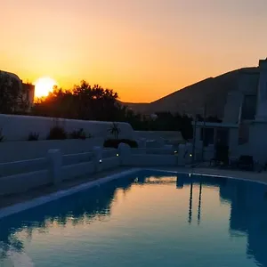 Sea La Vie - Beachfront Suites Aparthotel *
