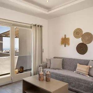 Apartment In The Heart Of & Free Pool - Nychteri Fira (Santorini)