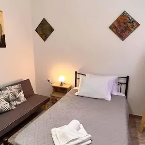 Apartment Kritamo Perissa (Santorini)