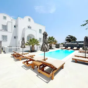 White Lily & Lofts - Adults Only 16