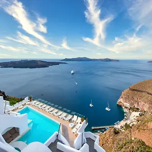 Athina Luxury Hotel 4*