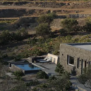 Villa Apaggio Santorini Vourvoulos