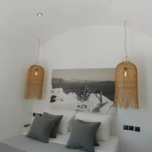 Mk4 Caldera Suites Fira (Santorini)