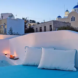 Santorini Traditional Cute Apt W Private Hot Tub
