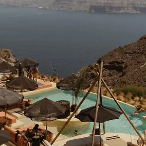 Divino Caldera Hotel