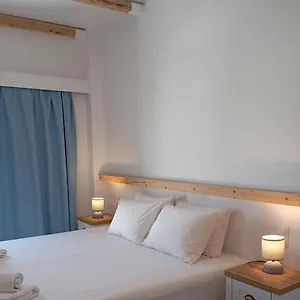 Ifestia Kamari (Santorini)