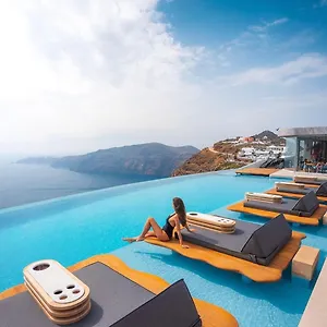 Cavo Tagoo Santorini