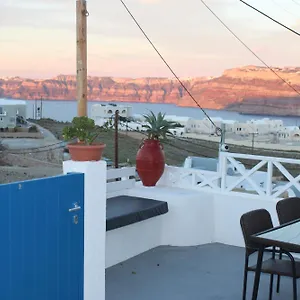 Mary Castelia With Jacuzzi Apartment *
