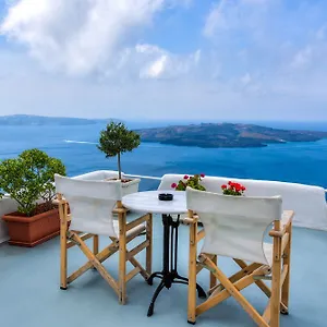 Porto Carra 2* Fira (Santorini)