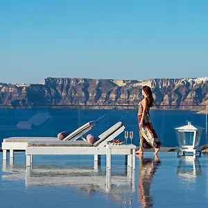Acroterra Rosa Luxury & 5* Akrotírion