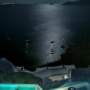 Echoes Luxury By Canvas - Adults Only Apartment *