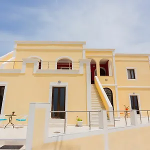 Guest house Aquarius Fira (Santorini)
