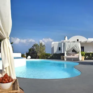 Villa Irene's Fira (Santorini)
