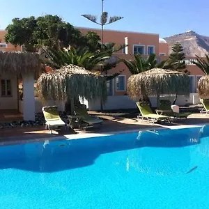 Hotel Jojo Beach & Bar