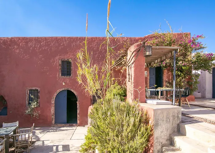 The Red Winehouse Villa Foinikia  photo