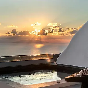 La Estrella 4 With Sea View & 4 Prive Hot Tub Vourvoulos