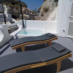 Holiday home Cave House