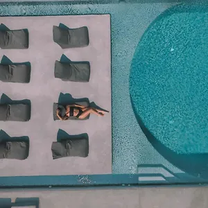 Santorini Hotel Vourvoulos