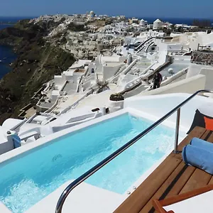 Gabbiano Traditional Cave Oia (Santorini)