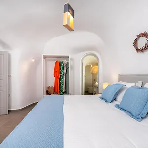Santorini Caves Apartment
