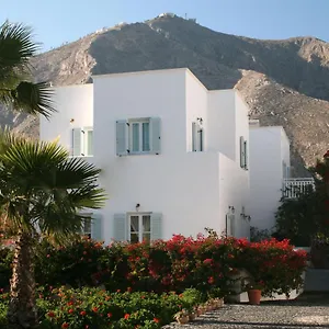 Spiros & Hiroko - Adults Only Hotel