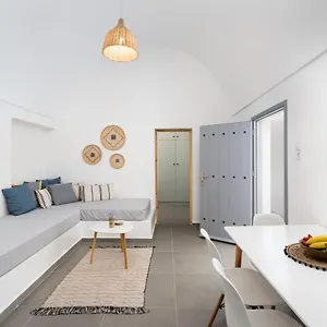 Tholos & Prive Jacuzzi Villa