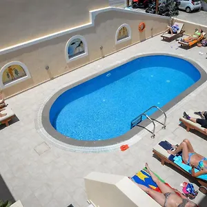 Villa Irini Studios Aparthotel 2*