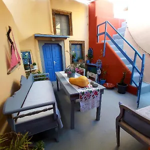 Emmantina Bed & Breakfast Mesaria