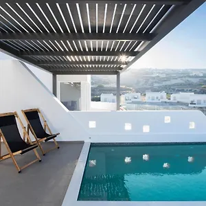 Valery * Fira (Santorini)