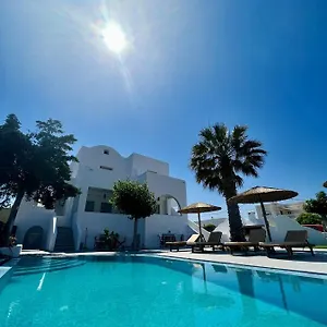 Santorini Villatzio Mesariá