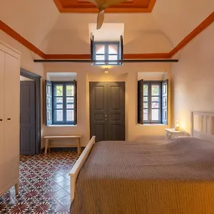 St.mammas Traditional Holiday home Messaria (Santorini)