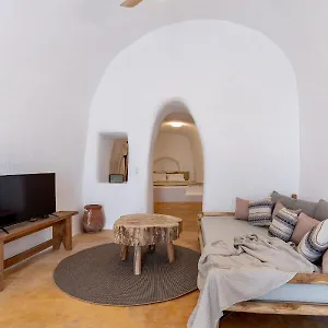 Caval Ii Riad Fira (Santorini)