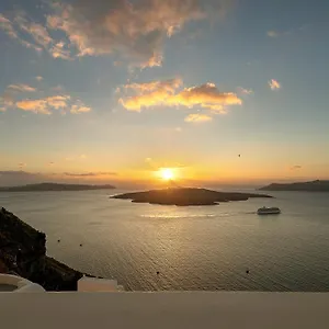Thera Appartamento Fira (Santorini)