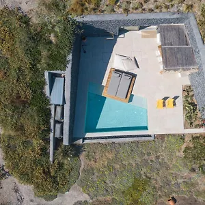 Lithi Luxury Retreat * Imerovigli (Santorini)