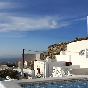 Holiday home Cycladic House In Finikia