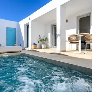 Hypnos Boutique With Amazing Heated Pool With Jacuzzi Holiday home