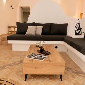 Villa The Tefra By A Terre Cave *