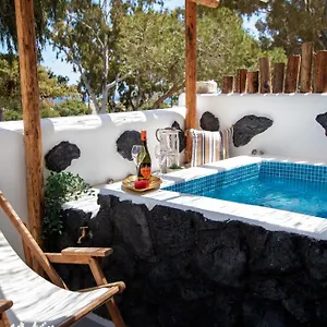 Villa Asera - Prive Jacuzzi Kamari (Santorini)