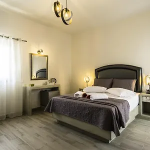 Kalamia Dolphins Hotel 2*