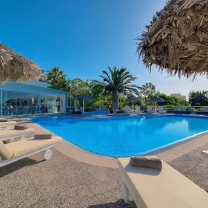 Pantheon Aparthotel 4*
