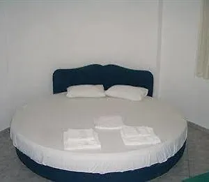 Anemomilos Hotel Santorini Island